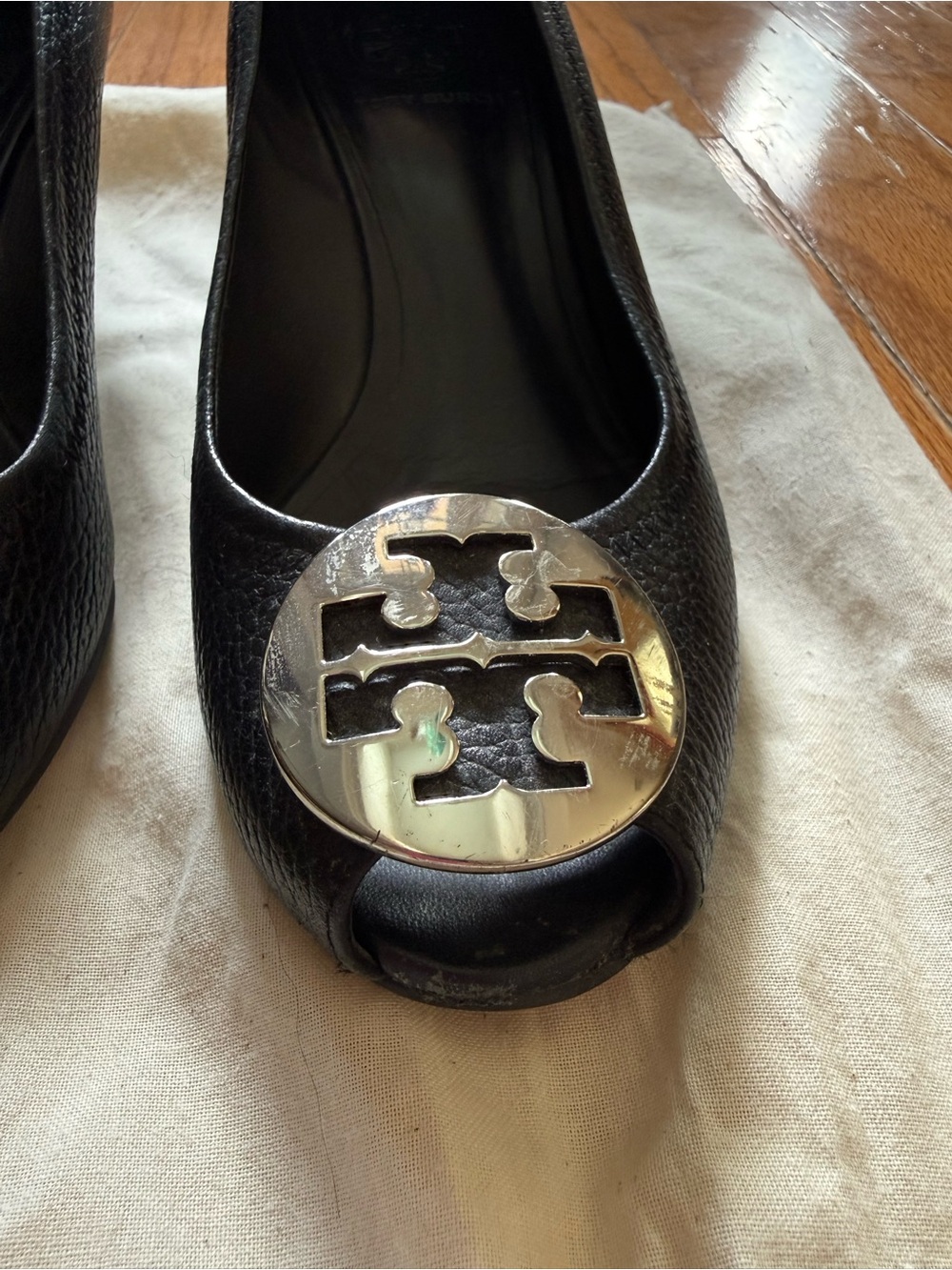 Tory Burch Black round toes leather pumps/ wedges - Picture 3 of 6